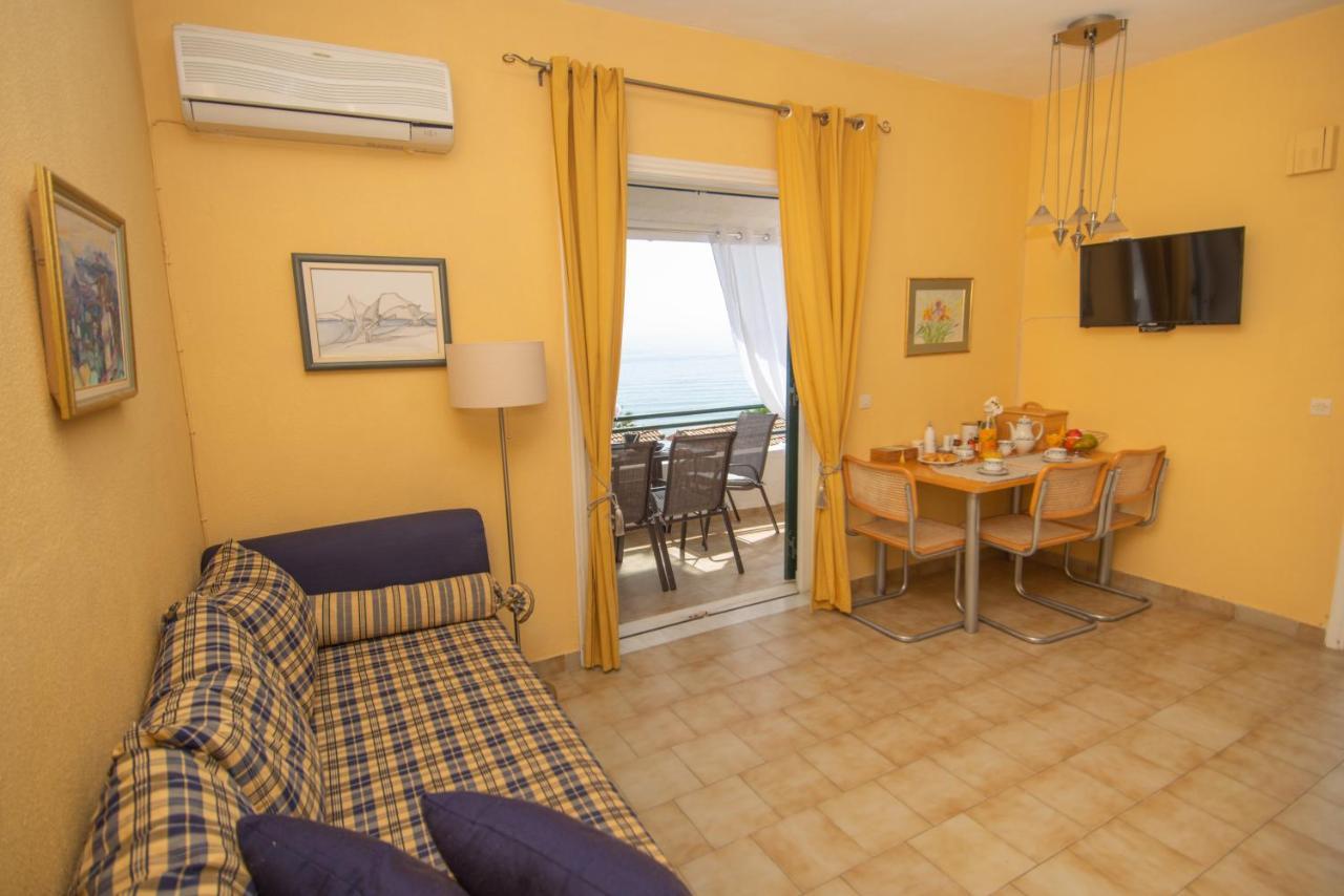 Alexandras On The Beach And Pool Apt Glyfada (Corfu) Exterior foto